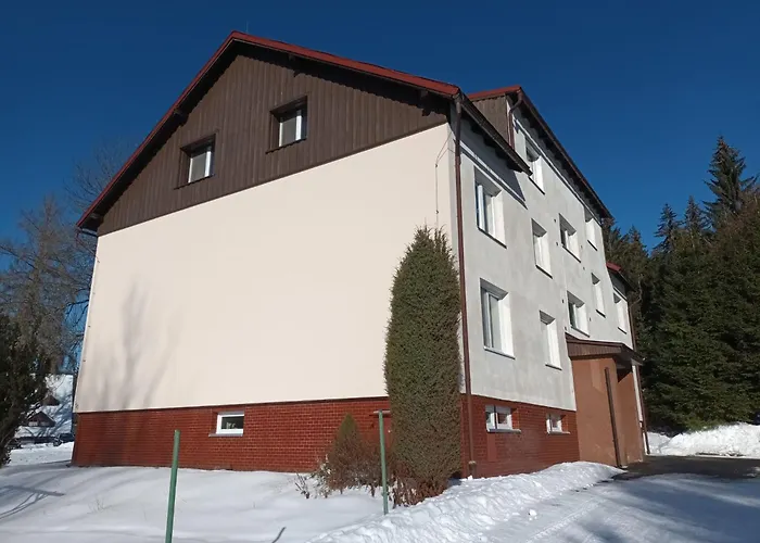 582 By Interhome Lägenhet Harrachov